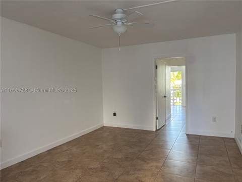 441 Collins Ave 27, Miami Beach FL - photo 7 of 30