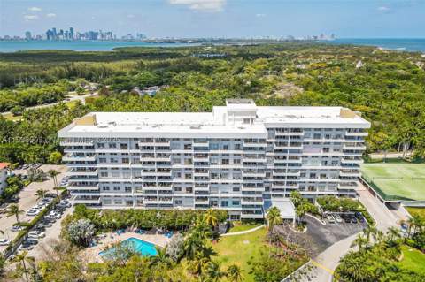 155 Ocean Lane Dr 302, Key Biscayne FL - photo 16 of 24