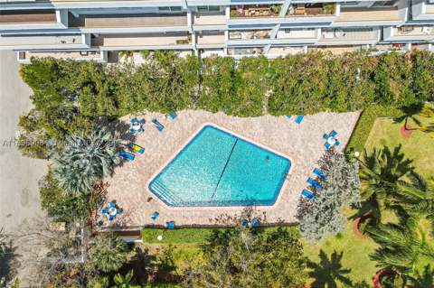 155 Ocean Lane Dr 302, Key Biscayne FL - photo 18 of 24