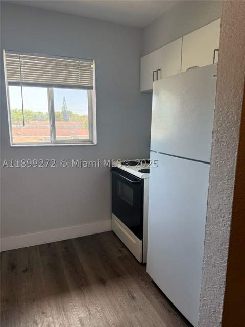 2330 NW 11th St 46, Miami FL - photo 6 of 13