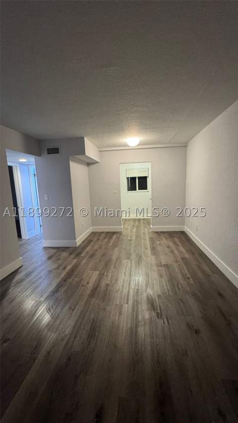 2330 NW 11th St 46, Miami FL - photo 7 of 13