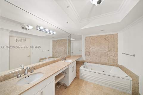 4775 Collins Ave 1708, Miami Beach FL - photo 18 of 51
