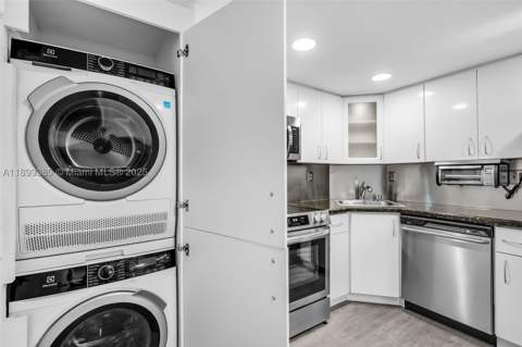 2333 Brickell Ave Ph208, Miami FL - photo 13 of 41