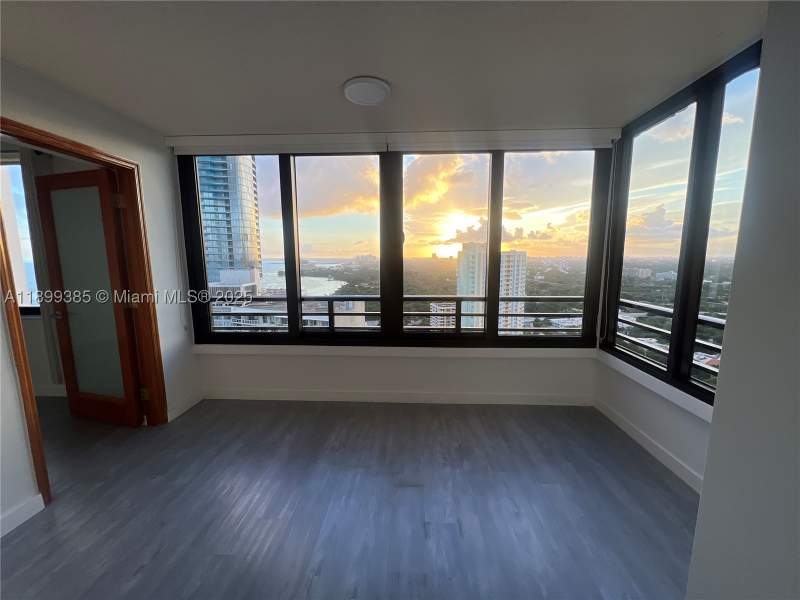 1 bedroom Condominium at 2333 Brickell Ave Ph208, Brickell Bay Club Condo, Miami — photo 3
