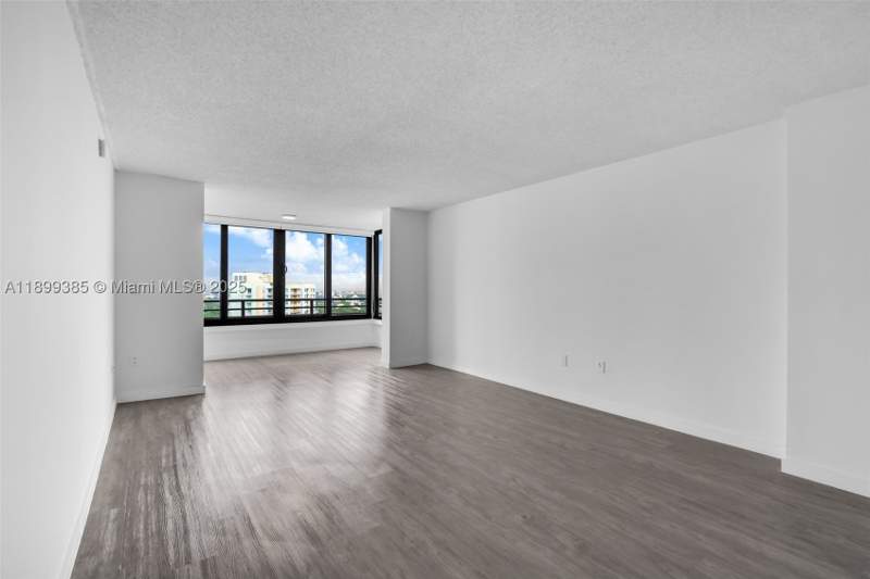 1 bedroom Condominium at 2333 Brickell Ave Ph208, Brickell Bay Club Condo, Miami — photo 4