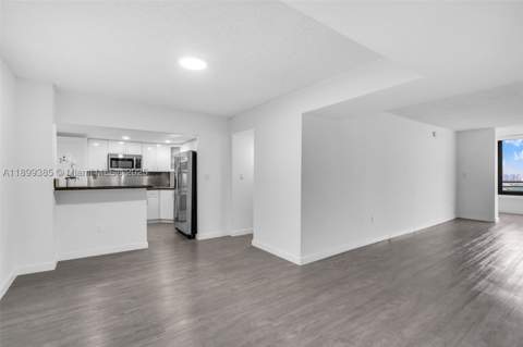 2333 Brickell Ave Ph208, Miami FL - photo 7 of 41