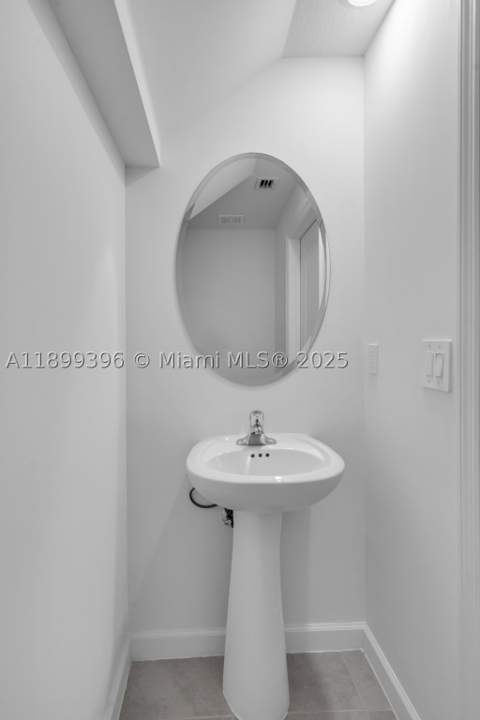 12523 NW 24th Ave, Miami FL - photo 12 of 44