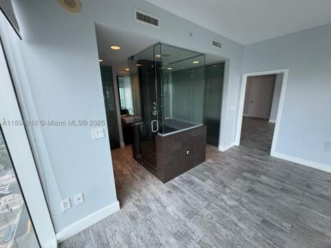 1040 Biscayne Blvd 1106, Miami FL - photo 14 of 59