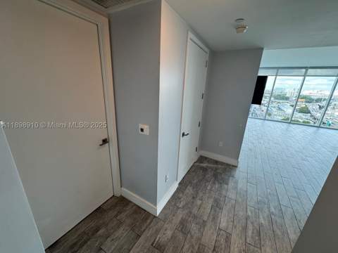 1040 Biscayne Blvd 1106, Miami FL - photo 7 of 59