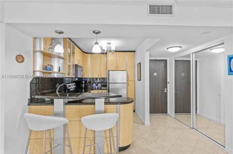 20379 W Country Club Dr 2039, Aventura FL - photo 8 of 27