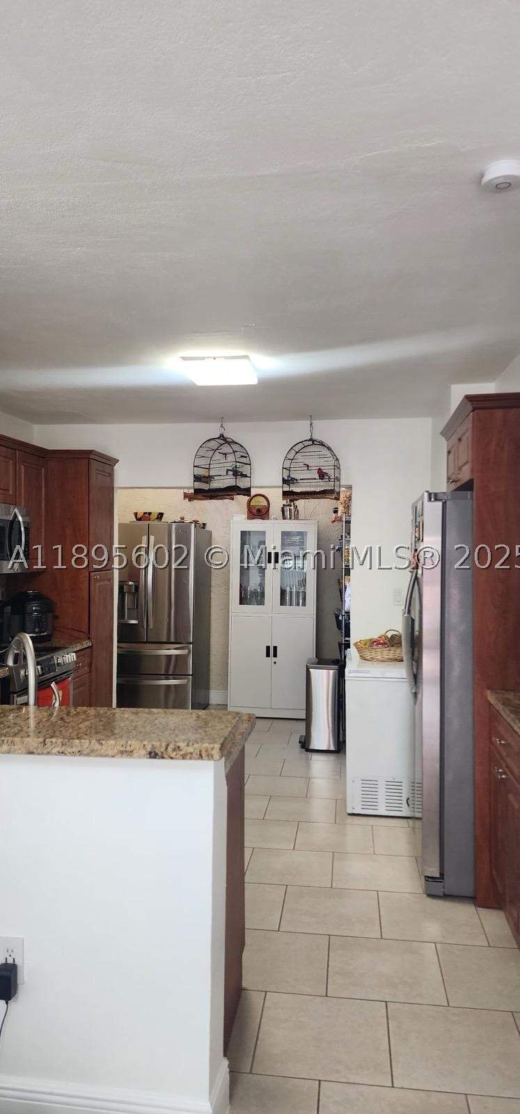 4 bedroom SingleFamilyResidence at 13208 SW 10th Ln, Tamiami Lakes Sec 5, Miami — photo 4