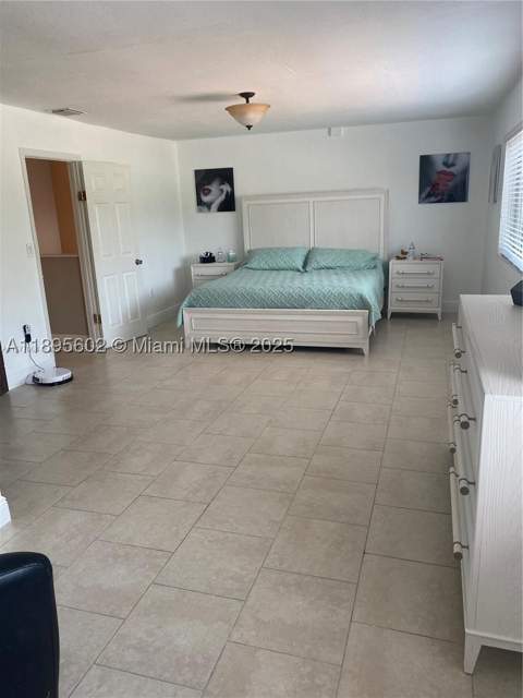 13208 SW 10th Ln, Miami FL - photo 8 of 10