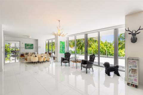 1 Collins Ave 207, Miami Beach FL - photo 10 of 44