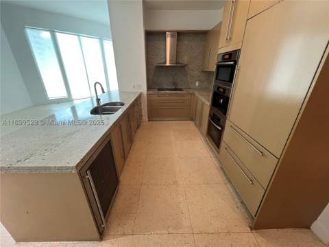 900 Brickell Key Blvd 2205, Miami FL - photo 10 of 50