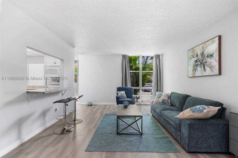 1 bedroom Condominium at 210 172nd St 128, Avila South Condo, Sunny Isles Beach — photo 3