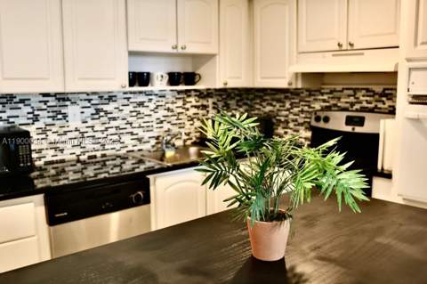 19370 Collins Ave 415, Sunny Isles Beach FL - photo 14 of 27