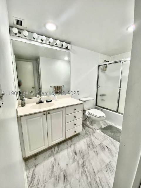 19370 Collins Ave 415, Sunny Isles Beach FL - photo 16 of 27