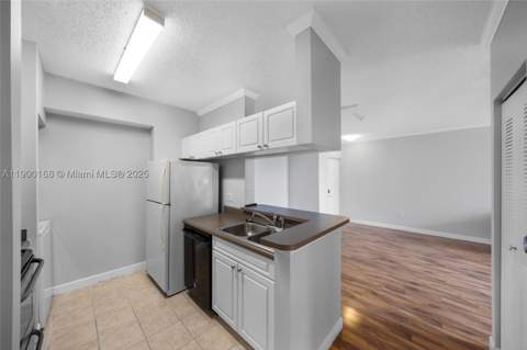 17125 N Bay Rd 3301, Sunny Isles Beach FL - photo 10 of 13