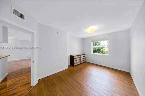 17125 N Bay Rd 3301, Sunny Isles Beach FL - photo 12 of 13