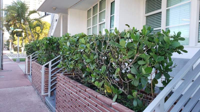 0 bedroom Condominium at 300 74th St 3, The Lofts At Harding Cond, Miami Beach — photo 2