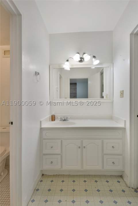 100 Lincoln Rd 607, Miami Beach FL - photo 14 of 30