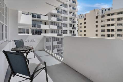 100 Lincoln Rd 607, Miami Beach FL - photo 7 of 30