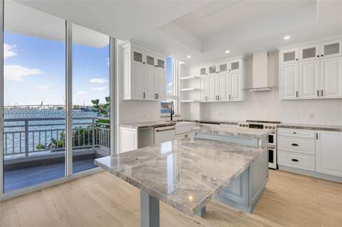 848 Brickell Key Dr 204, Miami FL - photo 16 of 49