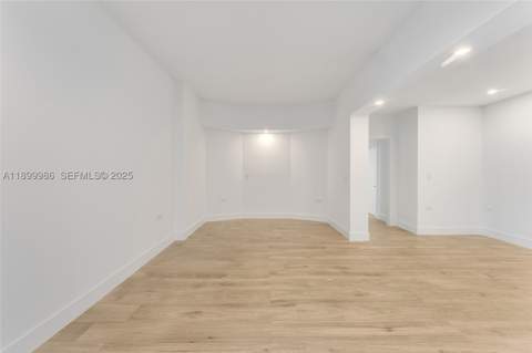 848 Brickell Key Dr 204, Miami FL - photo 20 of 49