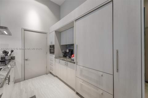 495 Brickell Ave 2211, Miami FL - photo 10 of 27