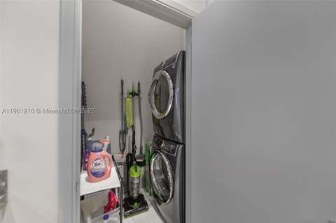 495 Brickell Ave 2211, Miami FL - photo 11 of 27