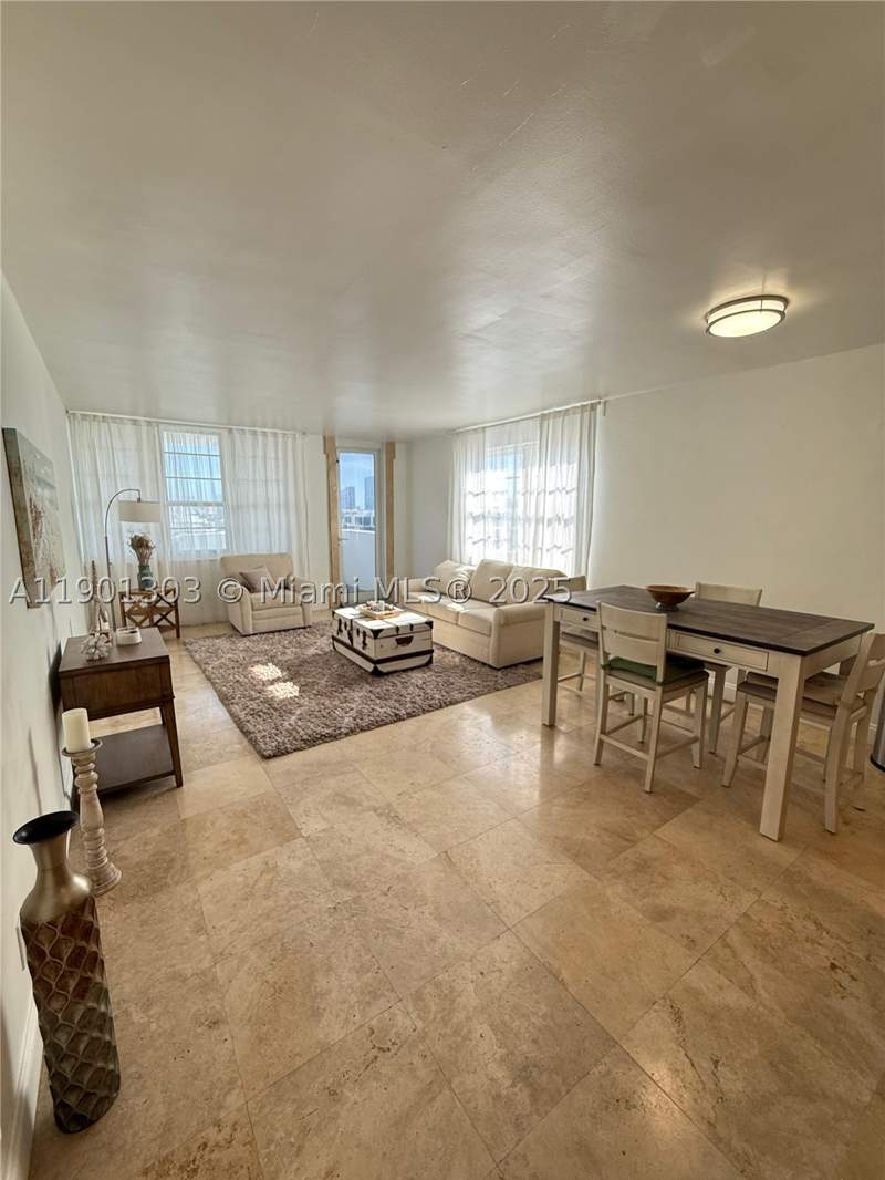 2 bedroom Condominium at 100 Lincoln Rd 1111, The Decoplage Condo, Miami Beach — photo 2