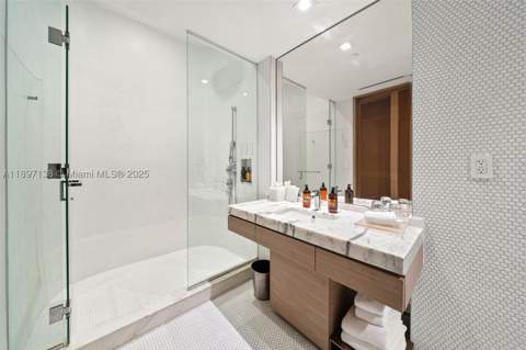 801 S Miami Ave 402, Miami FL - photo 14 of 53