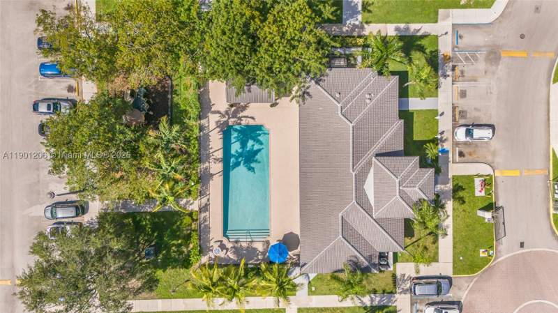 2 bedroom Condominium at 15410 SW 284th St 8208, Vista Trace 8 Condo, Homestead — photo 2