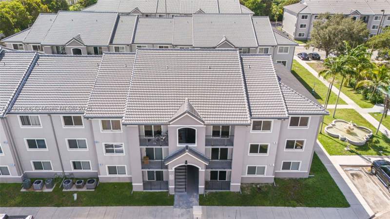 2 bedroom Condominium at 15410 SW 284th St 8208, Vista Trace 8 Condo, Homestead — photo 3