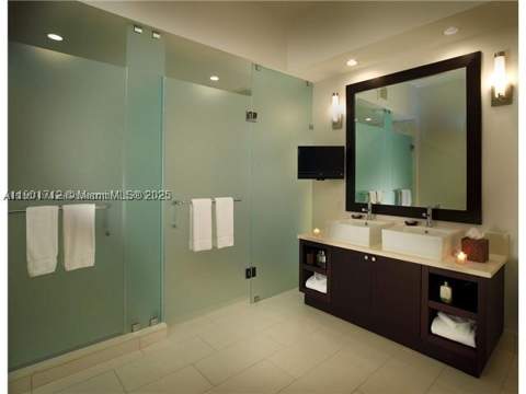 5300 NW 87th Ave 306, Doral FL - photo 8 of 12