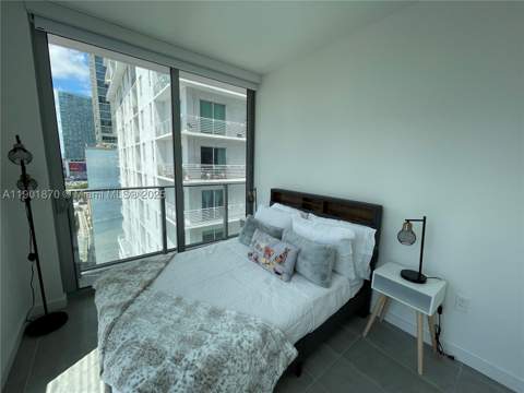 227 NE 2nd St 1606, Miami FL - photo 8 of 25