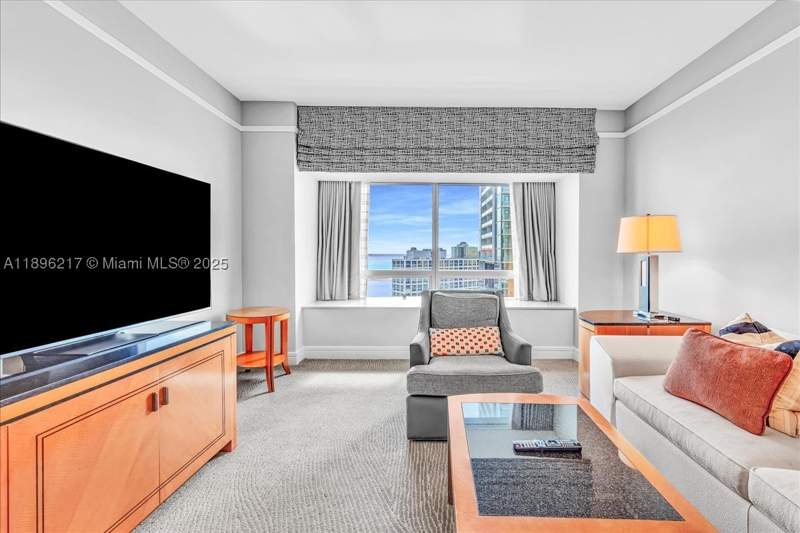 1 bedroom Condominium at 1435 Brickell Ave 3603, Millennium Tower Condomin, Miami — photo 3