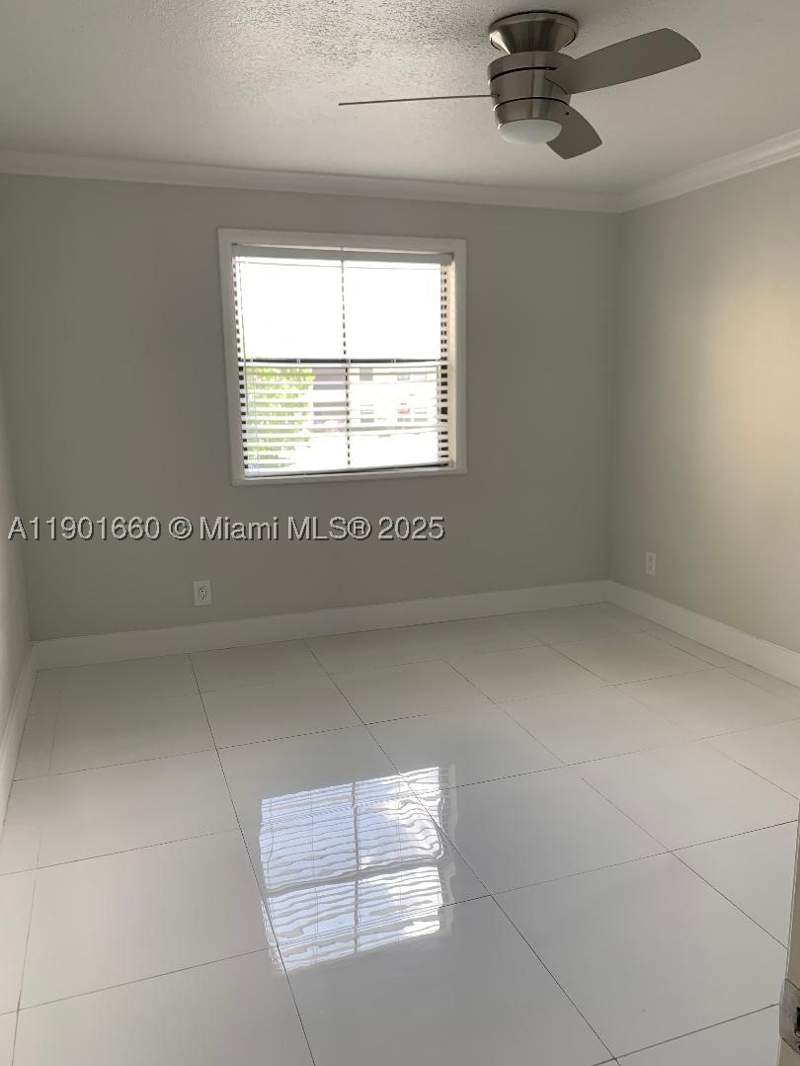 1 bedroom Condominium at 10370 SW 150th Ct 9202, Coral Club Garden Villas, Miami — photo 5