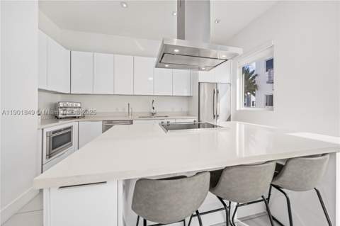 9153 NW 33rd St, Doral FL - photo 12 of 36
