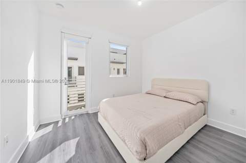9153 NW 33rd St, Doral FL - photo 16 of 36