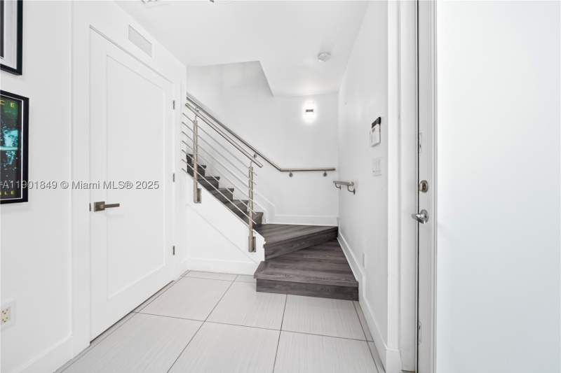 4 bedroom Townhouse at 9153 NW 33rd St, Contempo Townhomes, Doral — photo 3