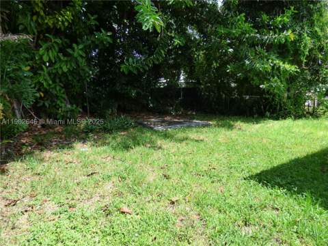 347 NW 42nd St, Miami FL - photo 7 of 11