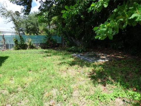347 NW 42nd St, Miami FL - photo 9 of 11