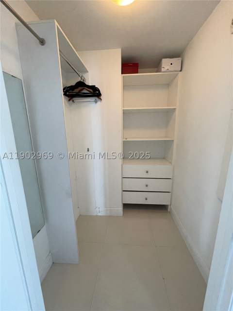 485 Brickell Ave 2602, Miami FL - photo 18 of 19