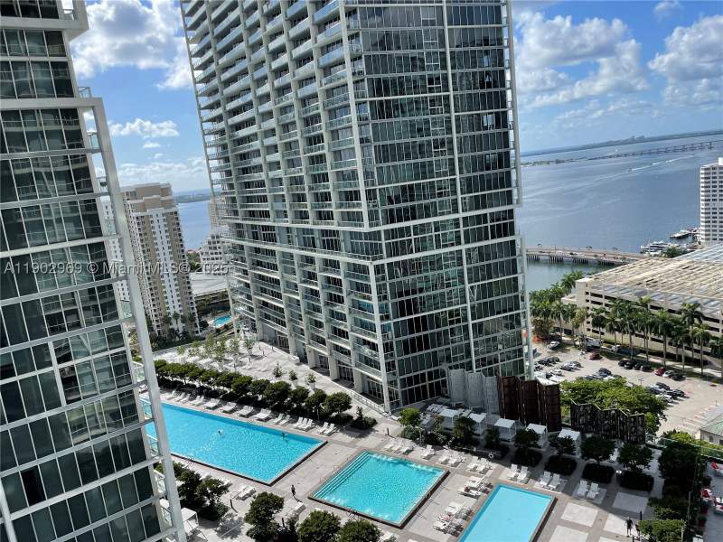 2 bedroom Condominium at 485 Brickell Ave 2602, Icon Brickell Condo No 3, Miami — photo 2