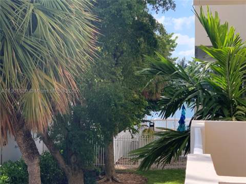 1455 N Treasure Dr 2M, North Bay Village FL - photo 18 of 38