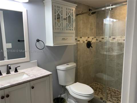 1455 N Treasure Dr 2M, North Bay Village FL - photo 8 of 38