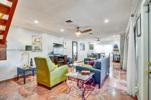 10026 NW 52nd Ter, Doral FL - photo 11 of 53