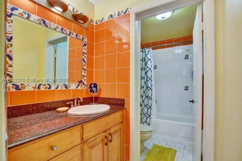 10026 NW 52nd Ter, Doral FL - photo 22 of 53