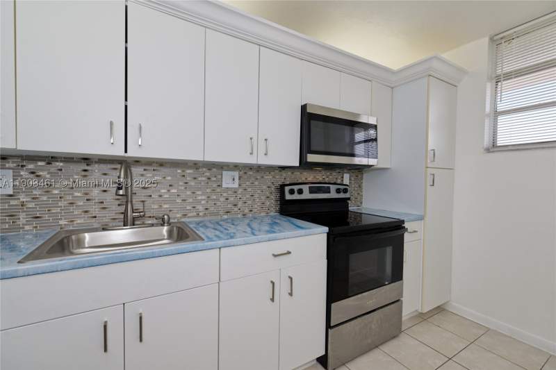 1 bedroom Condominium at 2903 N Miami Beach Blvd 806, Island Shores Condo, North Miami Beach — photo 5